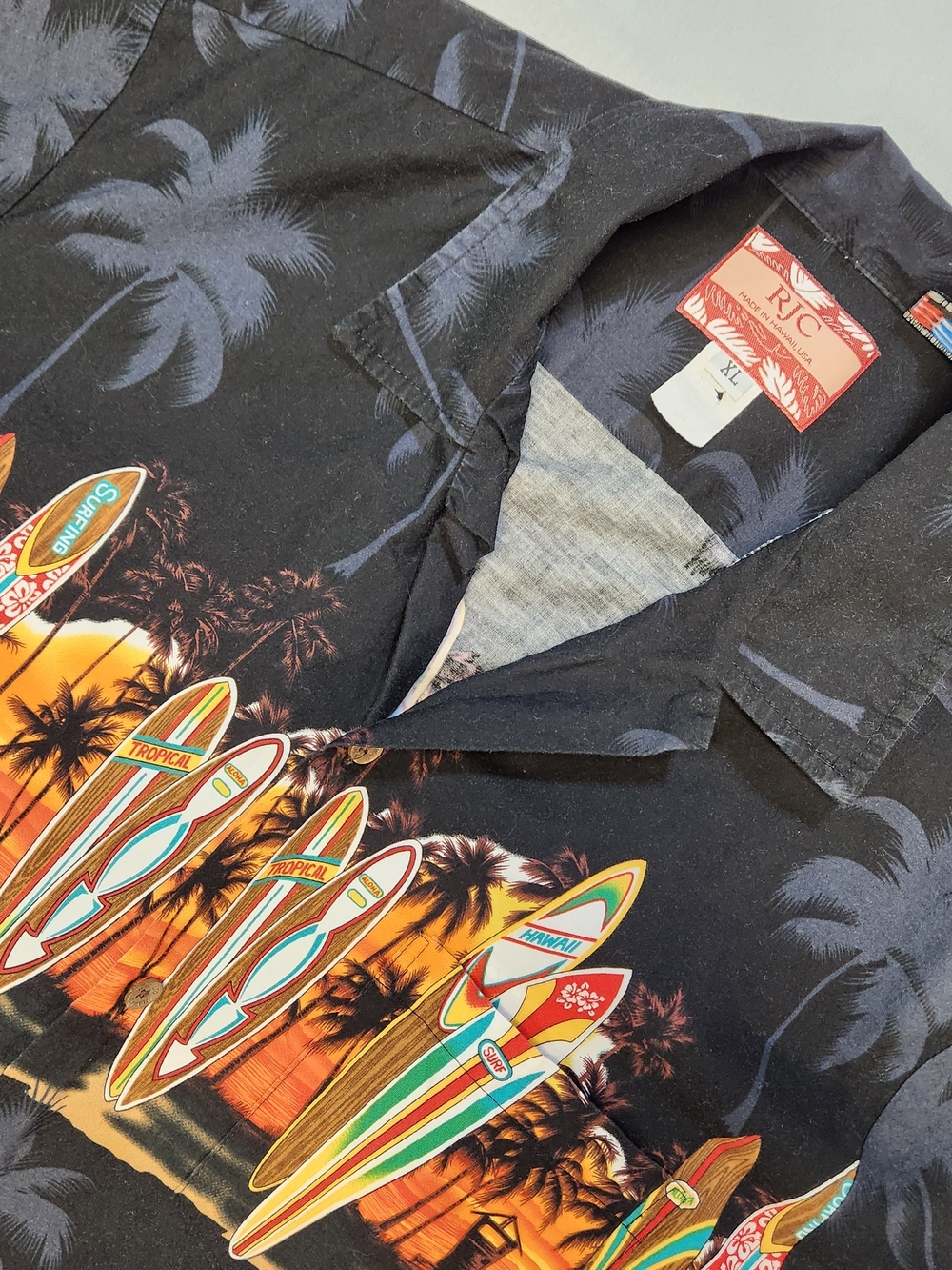 Vintage RJC Hawaiian Shirt Mens XL Black Tropical Surfboard Wrap Around Hawaii